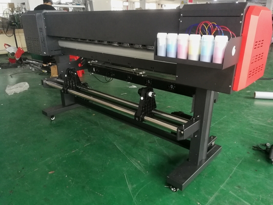 Impressora de solventes ecológicos multi-color de mídia PP de 1.6m Vinyl Flex Banner Plotter para saída